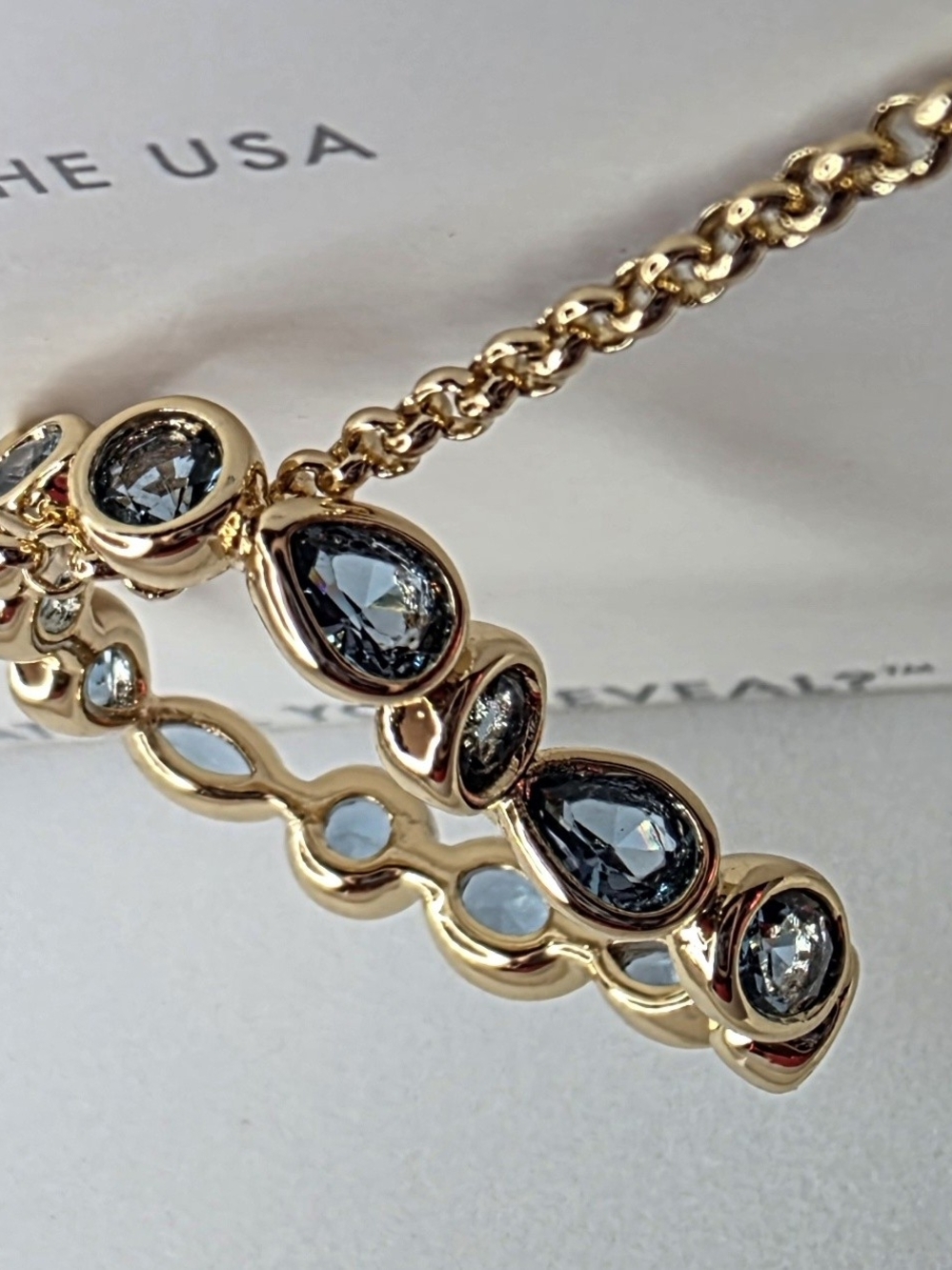 Graceful Heart Pendant Necklace - Picture 2 of 3